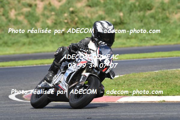 http://v2.adecom-photo.com/images//8.MOTO/2022/20_SUPERMOTARD_REGIONAL_2022/MINI_GP/VAQUERO_Lorys/02A_6067.JPG