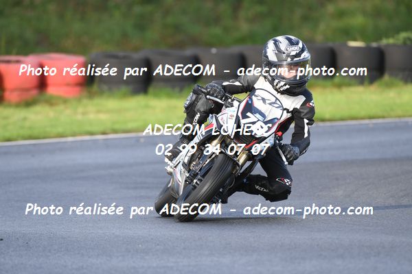 http://v2.adecom-photo.com/images//8.MOTO/2022/20_SUPERMOTARD_REGIONAL_2022/MINI_GP/VAQUERO_Lorys/02A_8178.JPG