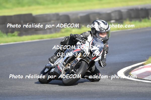 http://v2.adecom-photo.com/images//8.MOTO/2022/20_SUPERMOTARD_REGIONAL_2022/MINI_GP/VAQUERO_Lorys/02A_8336.JPG