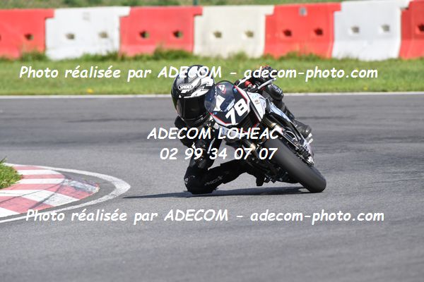 http://v2.adecom-photo.com/images//8.MOTO/2022/20_SUPERMOTARD_REGIONAL_2022/MINI_GP/VAQUERO_Lorys/02A_8904.JPG
