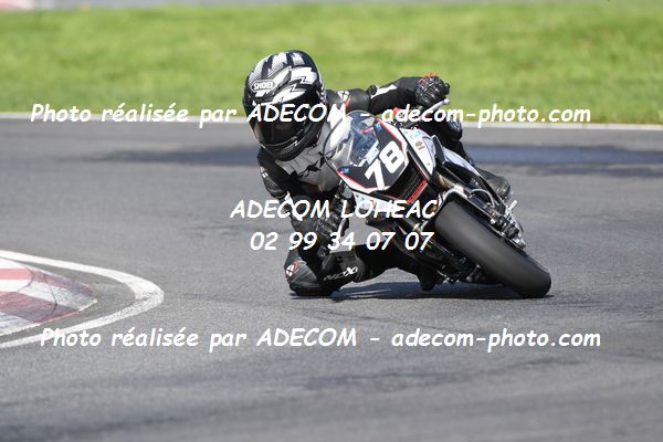 http://v2.adecom-photo.com/images//8.MOTO/2022/20_SUPERMOTARD_REGIONAL_2022/MINI_GP/VAQUERO_Lorys/02A_8976.JPG