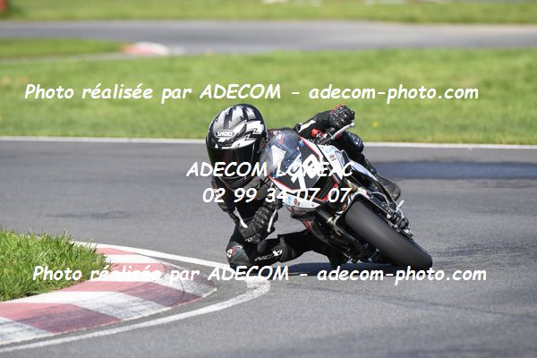 http://v2.adecom-photo.com/images//8.MOTO/2022/20_SUPERMOTARD_REGIONAL_2022/MINI_GP/VAQUERO_Lorys/02A_8991.JPG
