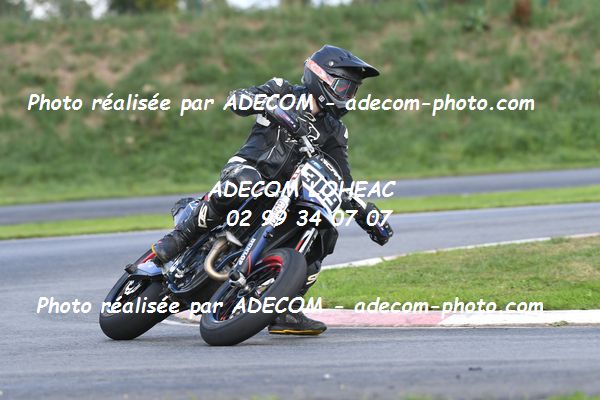 http://v2.adecom-photo.com/images//8.MOTO/2022/20_SUPERMOTARD_REGIONAL_2022/SUPERRACER/BIGOT_Francois/02A_6609.JPG