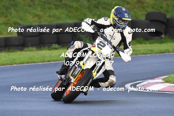 http://v2.adecom-photo.com/images//8.MOTO/2022/20_SUPERMOTARD_REGIONAL_2022/SUPERRACER/BLUSSEAU_Lilian/02A_7289.JPG