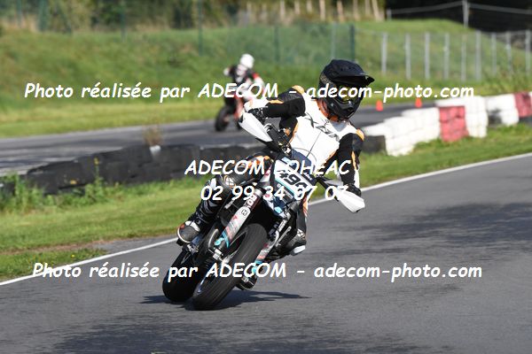 http://v2.adecom-photo.com/images//8.MOTO/2022/20_SUPERMOTARD_REGIONAL_2022/SUPERRACER/CARDINAL_Maxime/02A_8513.JPG