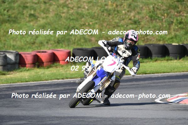 http://v2.adecom-photo.com/images//8.MOTO/2022/20_SUPERMOTARD_REGIONAL_2022/SUPERRACER/DANTAS_Alizee/02A_8452.JPG