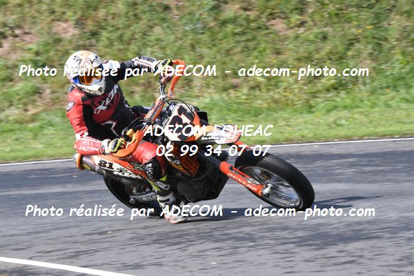 http://v2.adecom-photo.com/images//8.MOTO/2022/20_SUPERMOTARD_REGIONAL_2022/SUPERRACER/GIRARD_Valentin/02A_6389.JPG
