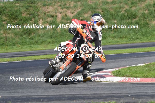 http://v2.adecom-photo.com/images//8.MOTO/2022/20_SUPERMOTARD_REGIONAL_2022/SUPERRACER/GIRARD_Valentin/02A_6501.JPG