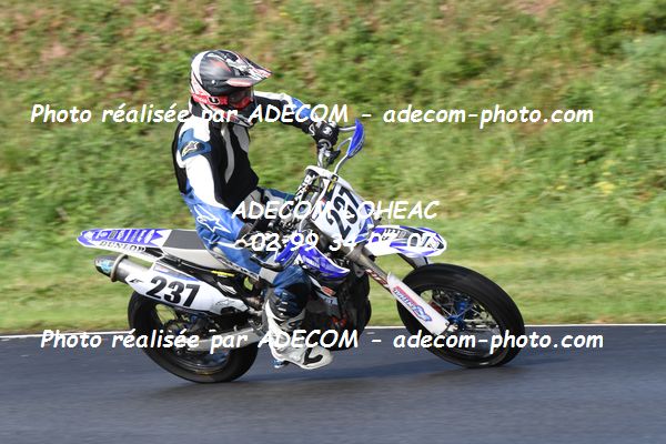 http://v2.adecom-photo.com/images//8.MOTO/2022/20_SUPERMOTARD_REGIONAL_2022/SUPERRACER/HOUEIX_Thierry/02A_5699.JPG