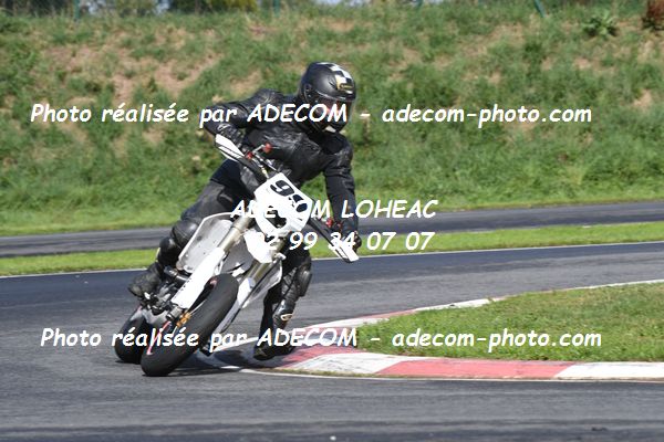 http://v2.adecom-photo.com/images//8.MOTO/2022/20_SUPERMOTARD_REGIONAL_2022/SUPERRACER/PERRET_Bapstiste/02A_6475.JPG