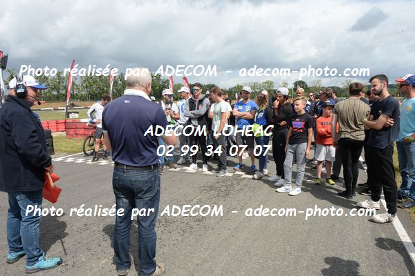 http://v2.adecom-photo.com/images//8.MOTO/2022/9_SUPERMOTARD_LOHEAC_2022/AMBIANCE_DIVERS/83E_8468.JPG