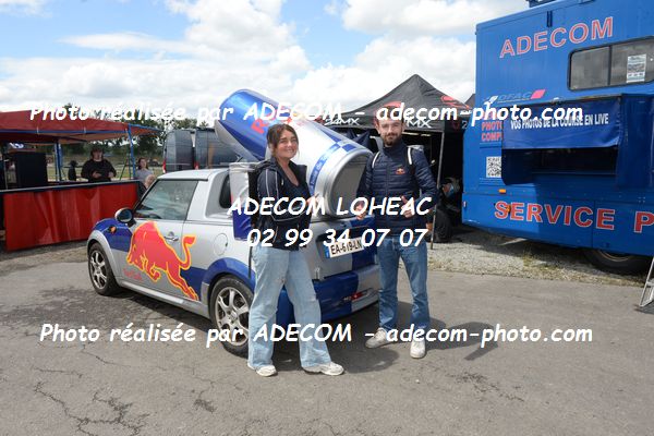 http://v2.adecom-photo.com/images//8.MOTO/2022/9_SUPERMOTARD_LOHEAC_2022/AMBIANCE_DIVERS/83E_8487.JPG