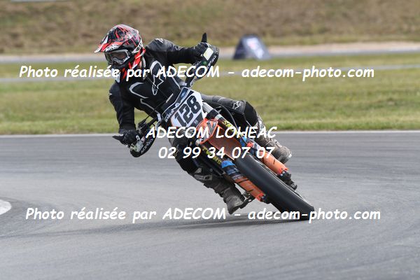 http://v2.adecom-photo.com/images//8.MOTO/2022/9_SUPERMOTARD_LOHEAC_2022/CATEGORIE_CHALLENGER/BAGUR_Mickael/83A_0560.JPG