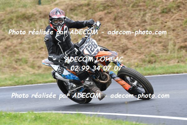 http://v2.adecom-photo.com/images//8.MOTO/2022/9_SUPERMOTARD_LOHEAC_2022/CATEGORIE_CHALLENGER/BAGUR_Mickael/83A_8713.JPG