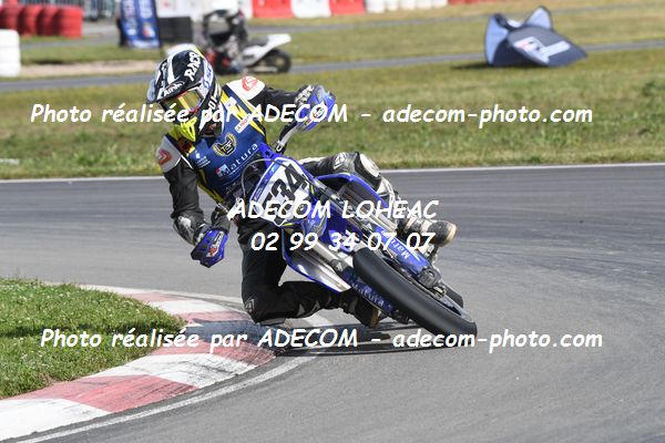 http://v2.adecom-photo.com/images//8.MOTO/2022/9_SUPERMOTARD_LOHEAC_2022/CATEGORIE_CHALLENGER/BARTHE_Mathieu/83A_0869.JPG