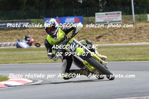 http://v2.adecom-photo.com/images//8.MOTO/2022/9_SUPERMOTARD_LOHEAC_2022/CATEGORIE_CHALLENGER/BILLOT_Alann/83A_0007.JPG