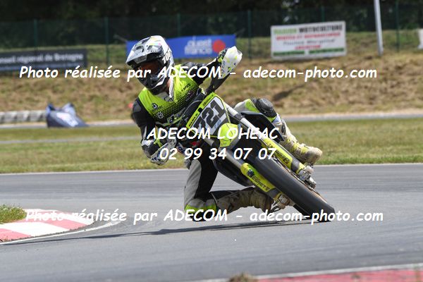 http://v2.adecom-photo.com/images//8.MOTO/2022/9_SUPERMOTARD_LOHEAC_2022/CATEGORIE_CHALLENGER/BILLOT_Alann/83A_0008.JPG