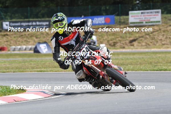 http://v2.adecom-photo.com/images//8.MOTO/2022/9_SUPERMOTARD_LOHEAC_2022/CATEGORIE_CHALLENGER/BLAY_Jeremy/83A_0034.JPG