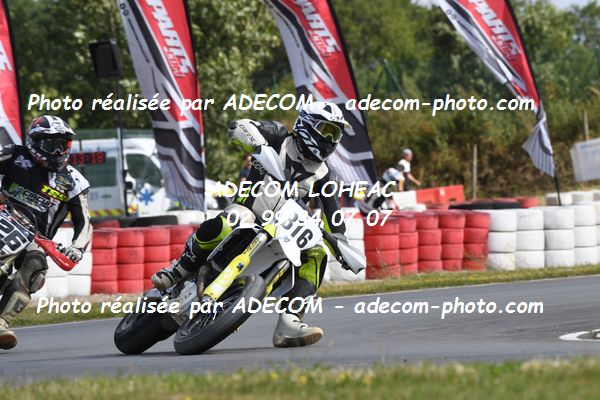 http://v2.adecom-photo.com/images//8.MOTO/2022/9_SUPERMOTARD_LOHEAC_2022/CATEGORIE_CHALLENGER/BOURDILLON_Edouard/83A_0701.JPG