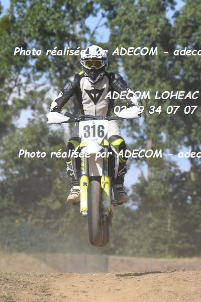 http://v2.adecom-photo.com/images//8.MOTO/2022/9_SUPERMOTARD_LOHEAC_2022/CATEGORIE_CHALLENGER/BOURDILLON_Edouard/83A_1752.JPG