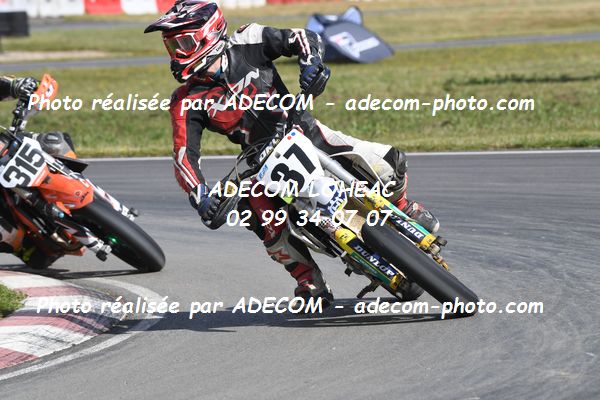http://v2.adecom-photo.com/images//8.MOTO/2022/9_SUPERMOTARD_LOHEAC_2022/CATEGORIE_CHALLENGER/BOUTRON_Mathieu/83A_0868.JPG