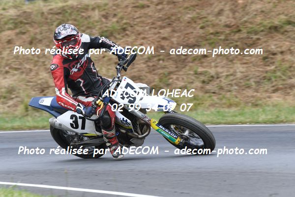http://v2.adecom-photo.com/images//8.MOTO/2022/9_SUPERMOTARD_LOHEAC_2022/CATEGORIE_CHALLENGER/BOUTRON_Mathieu/83A_8907.JPG