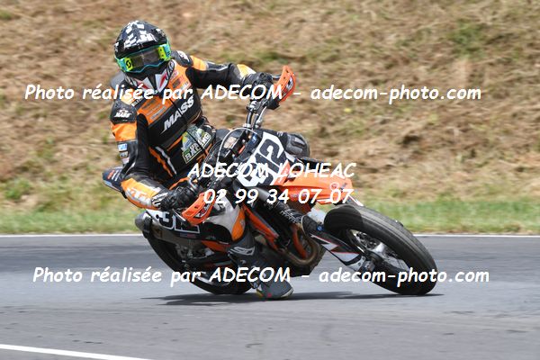 http://v2.adecom-photo.com/images//8.MOTO/2022/9_SUPERMOTARD_LOHEAC_2022/CATEGORIE_CHALLENGER/BRILLAULT_Ulric/83A_8972.JPG