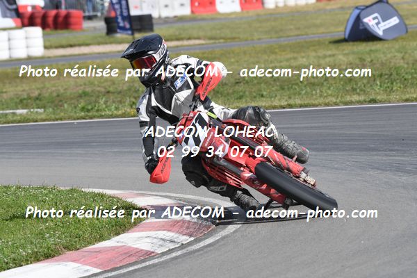 http://v2.adecom-photo.com/images//8.MOTO/2022/9_SUPERMOTARD_LOHEAC_2022/CATEGORIE_CHALLENGER/CAHOREAU_Baptiste/83A_0852.JPG