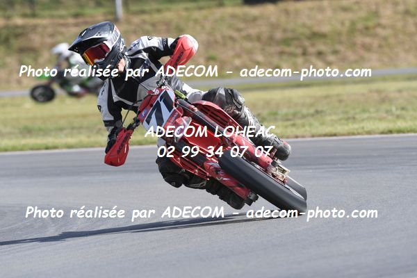 http://v2.adecom-photo.com/images//8.MOTO/2022/9_SUPERMOTARD_LOHEAC_2022/CATEGORIE_CHALLENGER/CAHOREAU_Baptiste/83A_0910.JPG