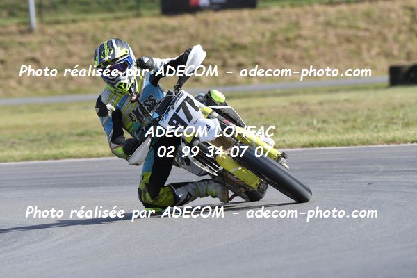 http://v2.adecom-photo.com/images//8.MOTO/2022/9_SUPERMOTARD_LOHEAC_2022/CATEGORIE_CHALLENGER/CHAPEAU_Romain/83A_0912.JPG