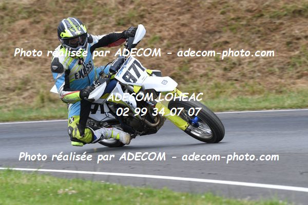 http://v2.adecom-photo.com/images//8.MOTO/2022/9_SUPERMOTARD_LOHEAC_2022/CATEGORIE_CHALLENGER/CHAPEAU_Romain/83A_8965.JPG