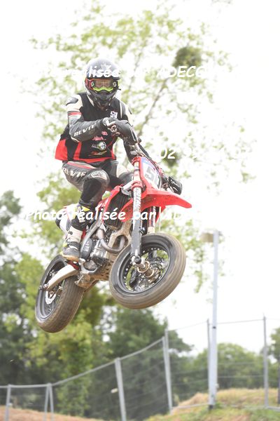 http://v2.adecom-photo.com/images//8.MOTO/2022/9_SUPERMOTARD_LOHEAC_2022/CATEGORIE_CHALLENGER/CLARINVAL_Adrien/83A_8082.JPG