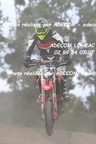 http://v2.adecom-photo.com/images//8.MOTO/2022/9_SUPERMOTARD_LOHEAC_2022/CATEGORIE_CHALLENGER/COYAC_Wilfried/83A_1927.JPG