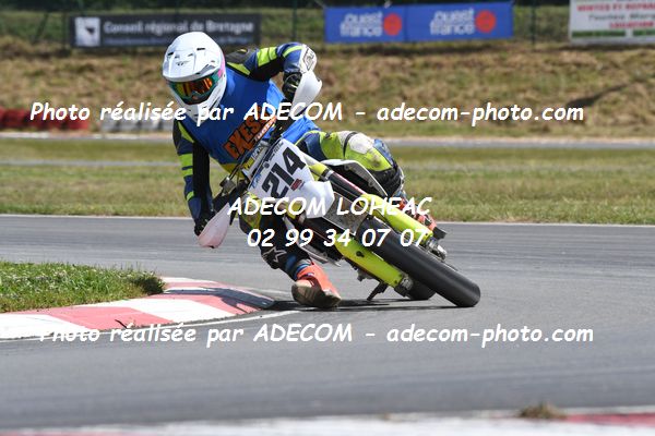 http://v2.adecom-photo.com/images//8.MOTO/2022/9_SUPERMOTARD_LOHEAC_2022/CATEGORIE_CHALLENGER/DENIE_Dylan/83A_0078.JPG