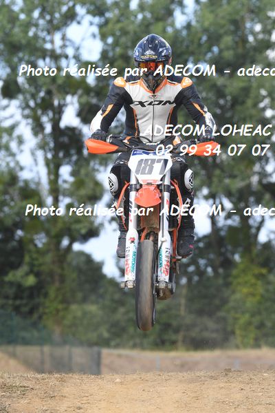 http://v2.adecom-photo.com/images//8.MOTO/2022/9_SUPERMOTARD_LOHEAC_2022/CATEGORIE_CHALLENGER/DESCHAMPS_Aurelien/83A_1474.JPG