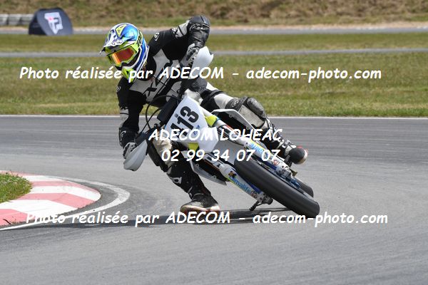 http://v2.adecom-photo.com/images//8.MOTO/2022/9_SUPERMOTARD_LOHEAC_2022/CATEGORIE_CHALLENGER/DUMONTEL_Quentin/83A_9914.JPG
