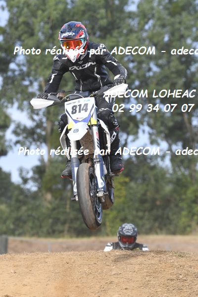 http://v2.adecom-photo.com/images//8.MOTO/2022/9_SUPERMOTARD_LOHEAC_2022/CATEGORIE_CHALLENGER/FERNANDEZ_Thibault/83A_1035.JPG
