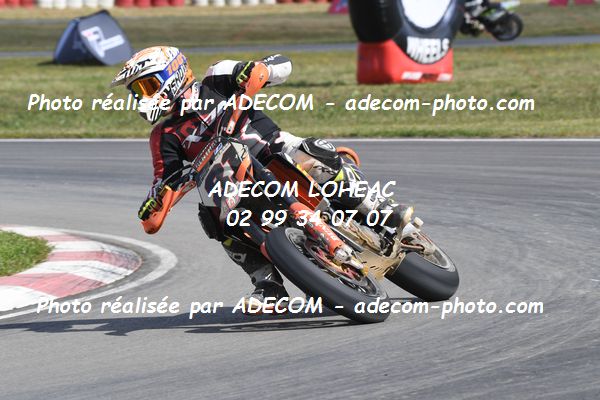 http://v2.adecom-photo.com/images//8.MOTO/2022/9_SUPERMOTARD_LOHEAC_2022/CATEGORIE_CHALLENGER/GIRARD_Valentin/83A_0656.JPG