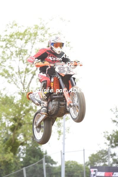 http://v2.adecom-photo.com/images//8.MOTO/2022/9_SUPERMOTARD_LOHEAC_2022/CATEGORIE_CHALLENGER/GIRARD_Valentin/83A_8127.JPG