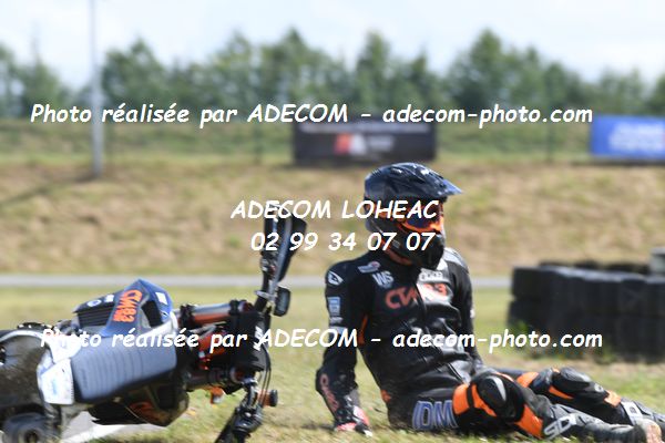 http://v2.adecom-photo.com/images//8.MOTO/2022/9_SUPERMOTARD_LOHEAC_2022/CATEGORIE_CHALLENGER/JEAN_Guillaume/83A_0109.JPG