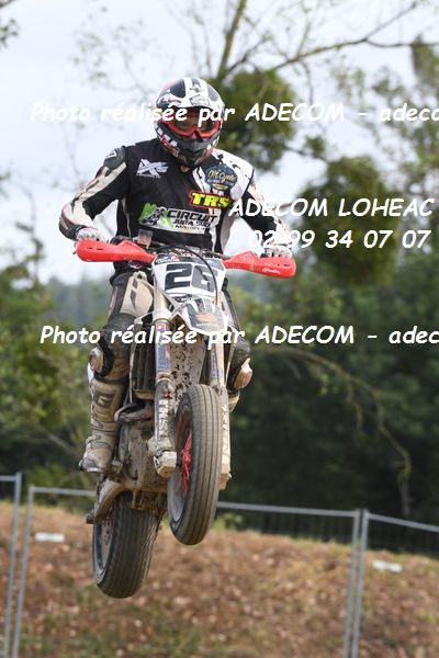 http://v2.adecom-photo.com/images//8.MOTO/2022/9_SUPERMOTARD_LOHEAC_2022/CATEGORIE_CHALLENGER/LAFOURCADE_Pascal/83A_8352.JPG