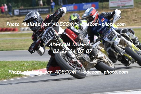http://v2.adecom-photo.com/images//8.MOTO/2022/9_SUPERMOTARD_LOHEAC_2022/CATEGORIE_CHALLENGER/LAUZERAL_Julein/83A_0583.JPG
