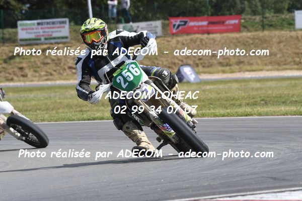 http://v2.adecom-photo.com/images//8.MOTO/2022/9_SUPERMOTARD_LOHEAC_2022/CATEGORIE_CHALLENGER/LE_GOFF_Milo/83A_0587.JPG