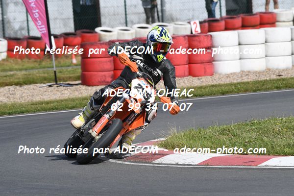 http://v2.adecom-photo.com/images//8.MOTO/2022/9_SUPERMOTARD_LOHEAC_2022/CATEGORIE_CHALLENGER/MAILLET_Landry/83A_0740.JPG
