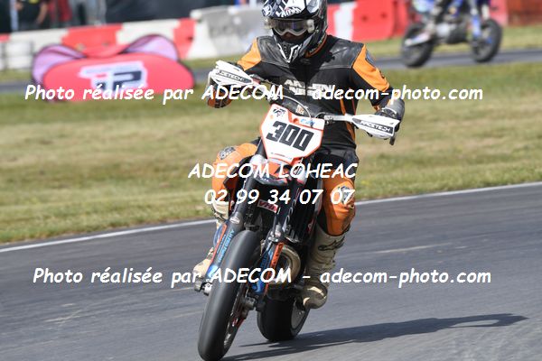 http://v2.adecom-photo.com/images//8.MOTO/2022/9_SUPERMOTARD_LOHEAC_2022/CATEGORIE_CHALLENGER/MAZAUD_Francois/83A_0804.JPG