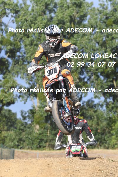 http://v2.adecom-photo.com/images//8.MOTO/2022/9_SUPERMOTARD_LOHEAC_2022/CATEGORIE_CHALLENGER/MAZAUD_Francois/83A_0993.JPG