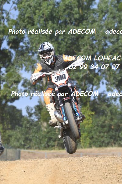 http://v2.adecom-photo.com/images//8.MOTO/2022/9_SUPERMOTARD_LOHEAC_2022/CATEGORIE_CHALLENGER/MAZAUD_Francois/83A_1030.JPG
