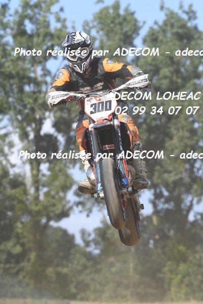 http://v2.adecom-photo.com/images//8.MOTO/2022/9_SUPERMOTARD_LOHEAC_2022/CATEGORIE_CHALLENGER/MAZAUD_Francois/83A_1745.JPG