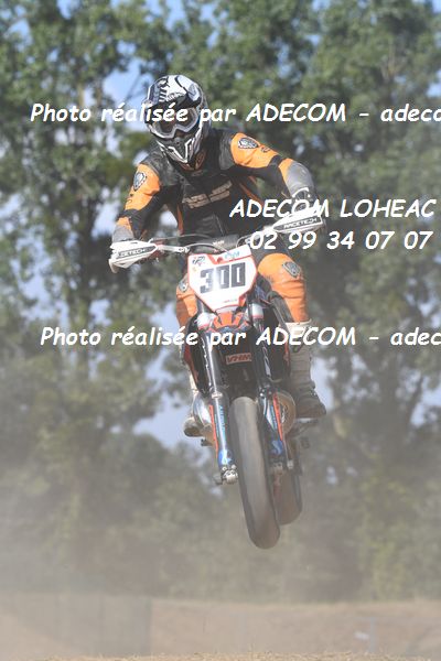 http://v2.adecom-photo.com/images//8.MOTO/2022/9_SUPERMOTARD_LOHEAC_2022/CATEGORIE_CHALLENGER/MAZAUD_Francois/83A_1835.JPG