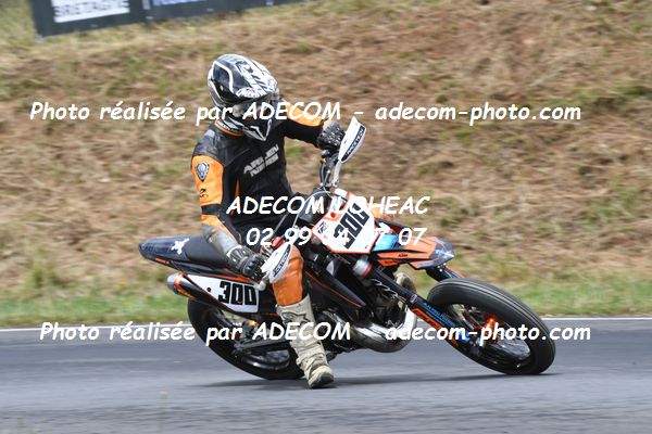 http://v2.adecom-photo.com/images//8.MOTO/2022/9_SUPERMOTARD_LOHEAC_2022/CATEGORIE_CHALLENGER/MAZAUD_Francois/83A_8827.JPG
